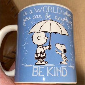 Charlie Brown And Snoopy Be Kind Ceramic Coffee Tea Mug NWT IOB